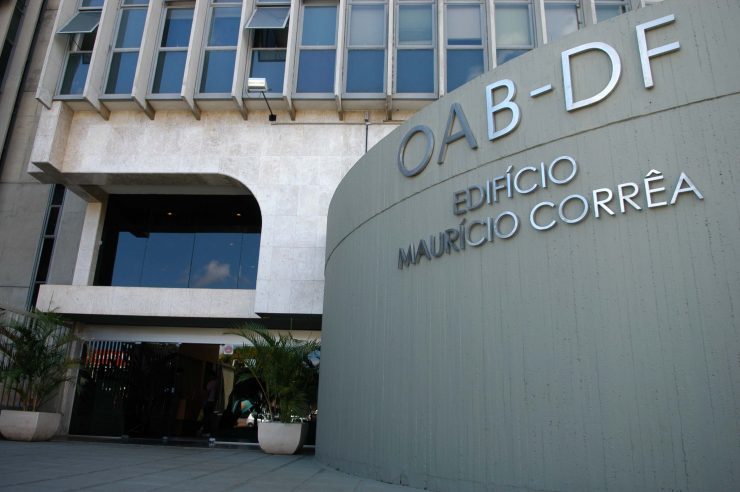 OAB/DF aprova desagravo por ofensa a prerrogativa de advogados
